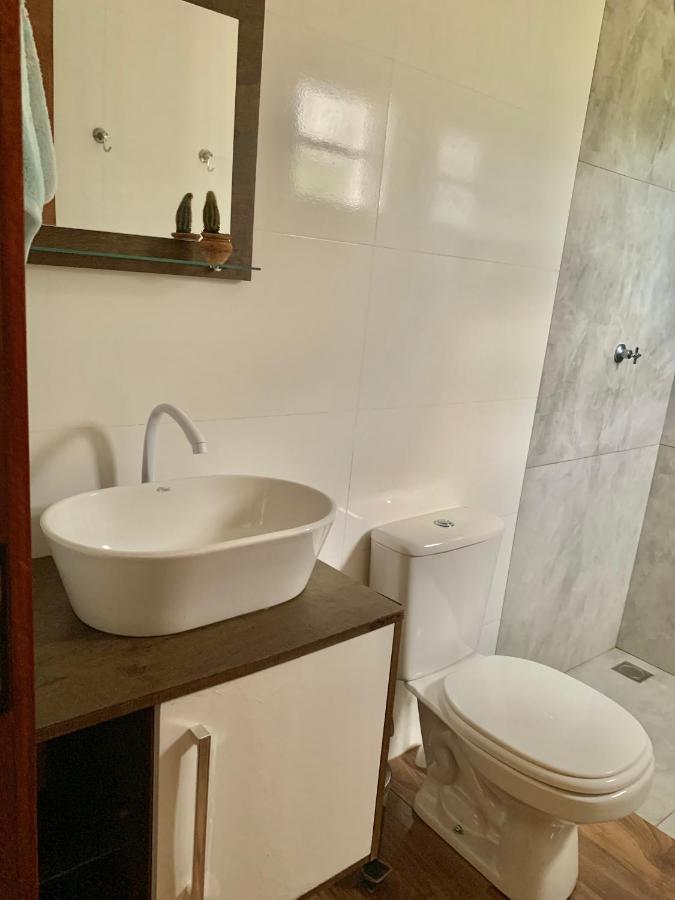 Chale Com Jacuzzi Vista Do Lago Alexania Zewnętrze zdjęcie
